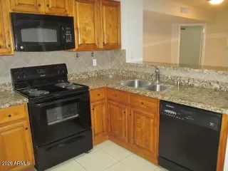 Photo #1: 7041920 Listing