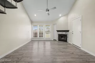 Photo #5: 7041981 Listing