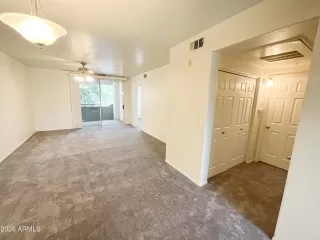 Photo #3: 7042209 Listing