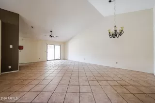 Photo #4: 7042718 Listing
