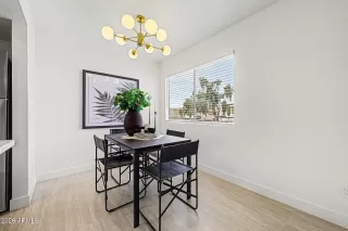 Photo #5: 7042747 Listing