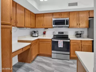 Photo #6: 7042778 Listing