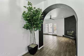 Photo #2: 7042990 Listing