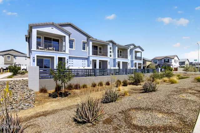 MLS: 7043006 Condo For Sale