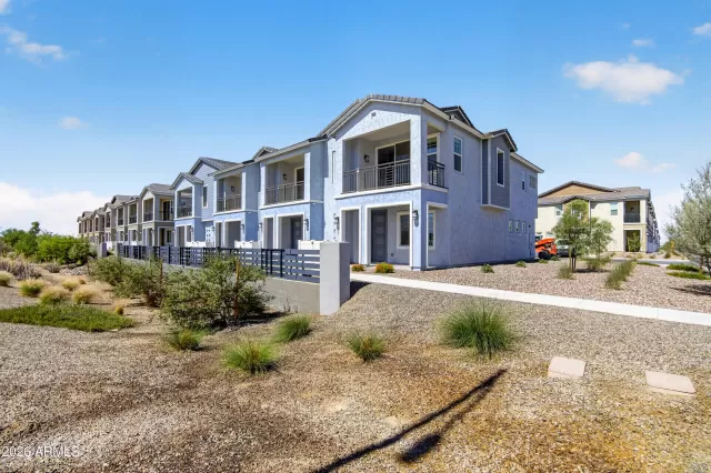 MLS: 7043014 Condo For Sale