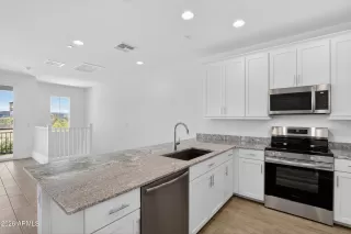 Photo #5: 7043014 Listing 