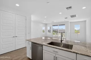 Photo #6: 7043014 Listing 