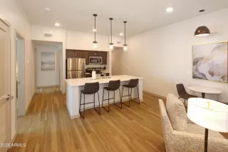 Photo #3: 7043052 Listing 