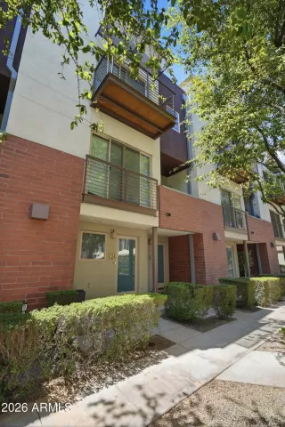 Photo #1: 7043083 Listing