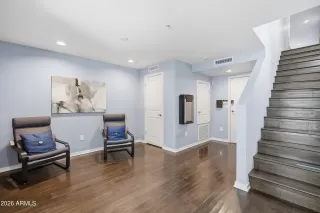 Photo #3: 7043083 Listing