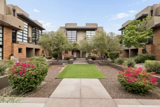 Photo #1: 7043275 Listing 