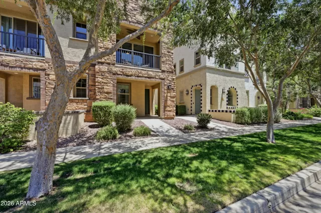 MLS: 7043310 Condo For Sale