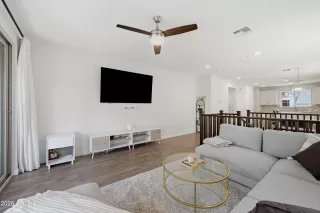 Photo #6: 7043310 Listing