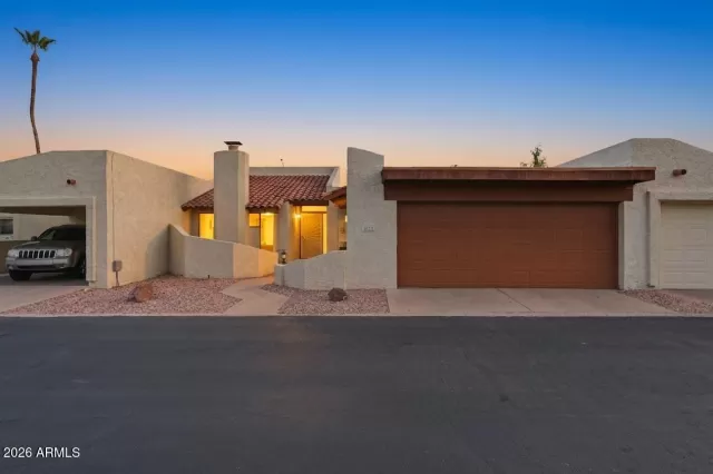 MLS: 7043465 Condo For Sale