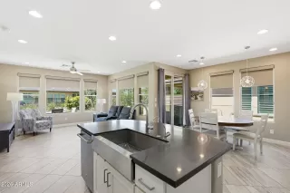 Photo #6: 7043512 Listing 