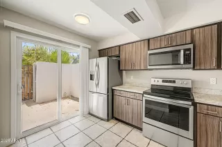 Photo #1: 7043615 Listing