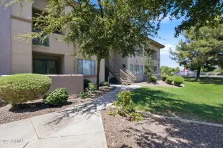 Browse active condo listings in SANTANA RIDGE