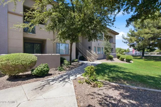MLS: 7043880 Condo For Sale