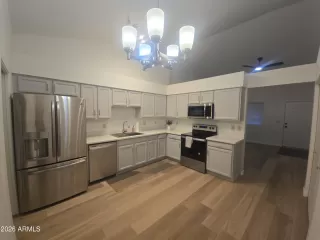 Photo #4: 7044025 Listing