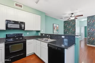 Photo #2: 7044089 Listing