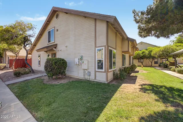MLS: 7044097 Condo For Sale