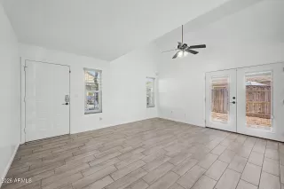 Photo #3: 7044097 Listing