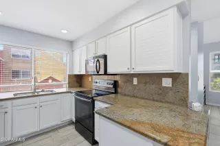 Photo #2: 7044303 Listing