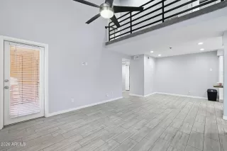 Photo #5: 7044303 Listing