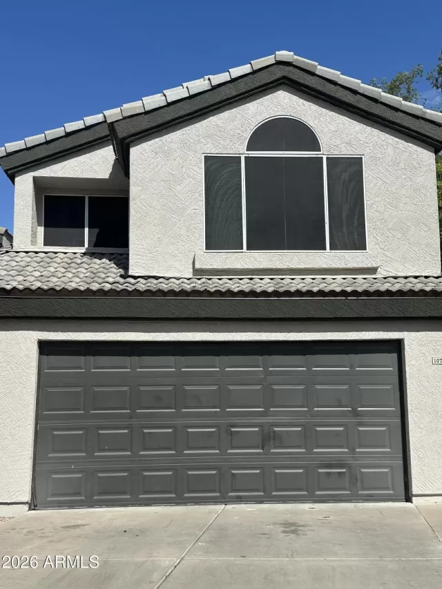 MLS: 7044379 Condo For Sale