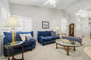 Photo #6: 7044550 Listing