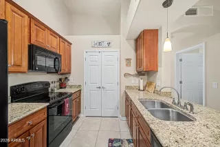 Photo #5: 7044858 Listing 