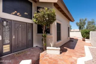 Photo #6: 7044869 Listing