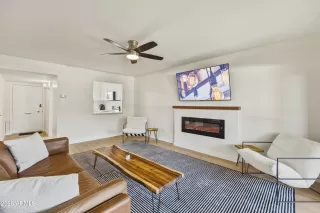 Photo #5: 7044886 Listing 