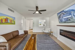Photo #6: 7044886 Listing 
