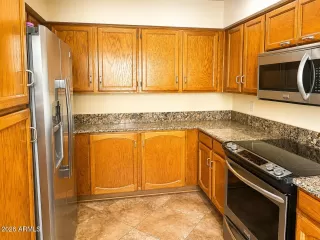 Photo #3: 7044985 Listing