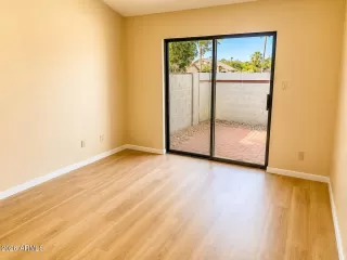 Photo #6: 7044985 Listing