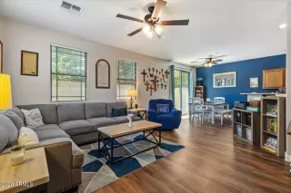Photo #3: 7045015 Listing