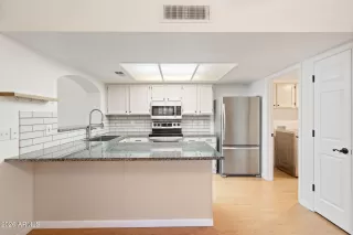 Photo #6: 7045141 Listing 