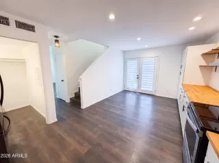 Photo #6: 7045466 Listing