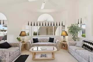 Photo #6: 7045697 Listing