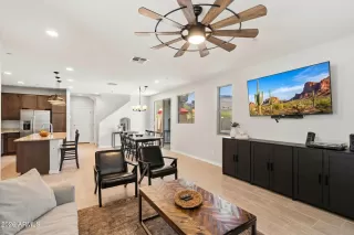 Photo #4: 7045751 Listing