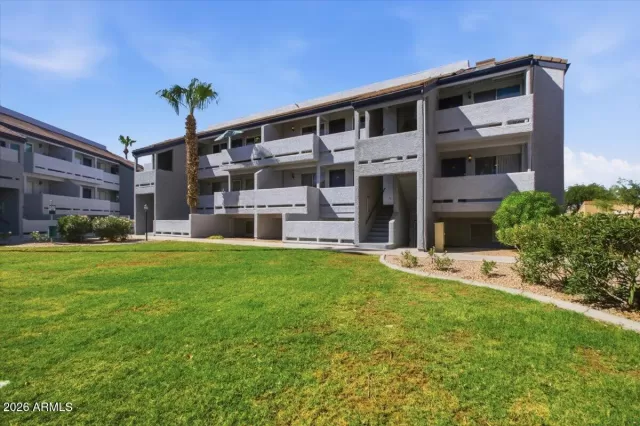 MLS: 7045776 Condo For Sale