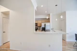 Photo #6: 7045900 Listing 
