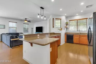 Photo #2: 7046044 Listing 