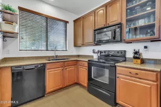 Photo #5: 7046044 Listing 