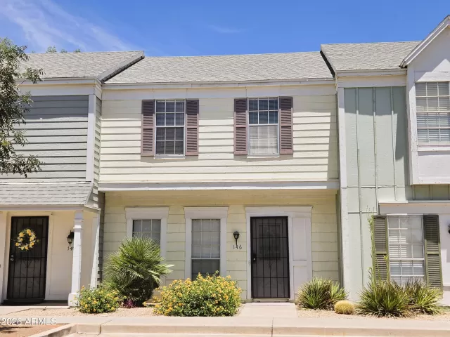 MLS: 7046142 Condo For Sale