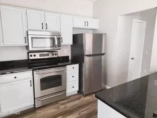 Photo #5: 7046142 Listing 