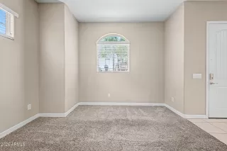 Photo #6: 7046400 Listing 