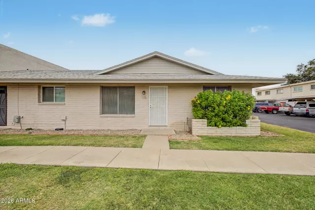 MLS: 7046558 Condo For Sale