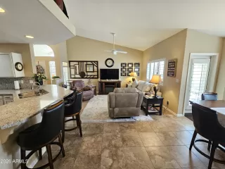 Photo #5: 7046630 Listing 